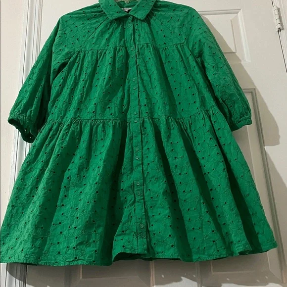 Crown & Ivy Emerald Eyelet Blouse - Picture 4 of 12